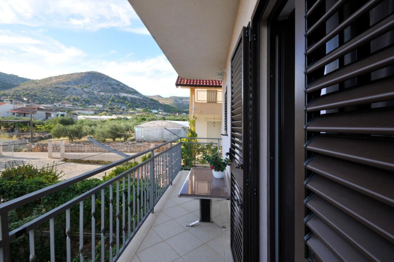 Roso Apartment With Sea View Trogir Luaran gambar