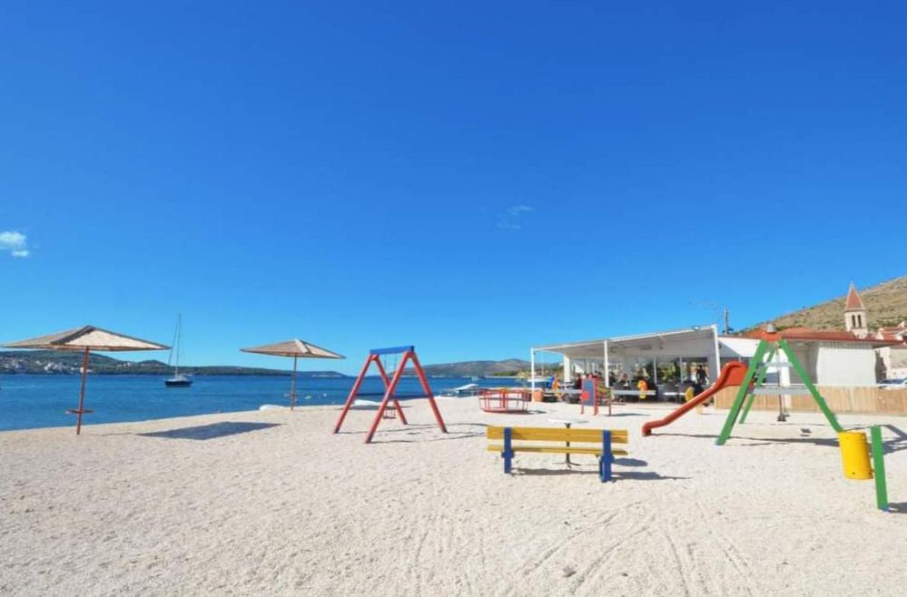 Roso Apartment With Sea View Trogir Luaran gambar